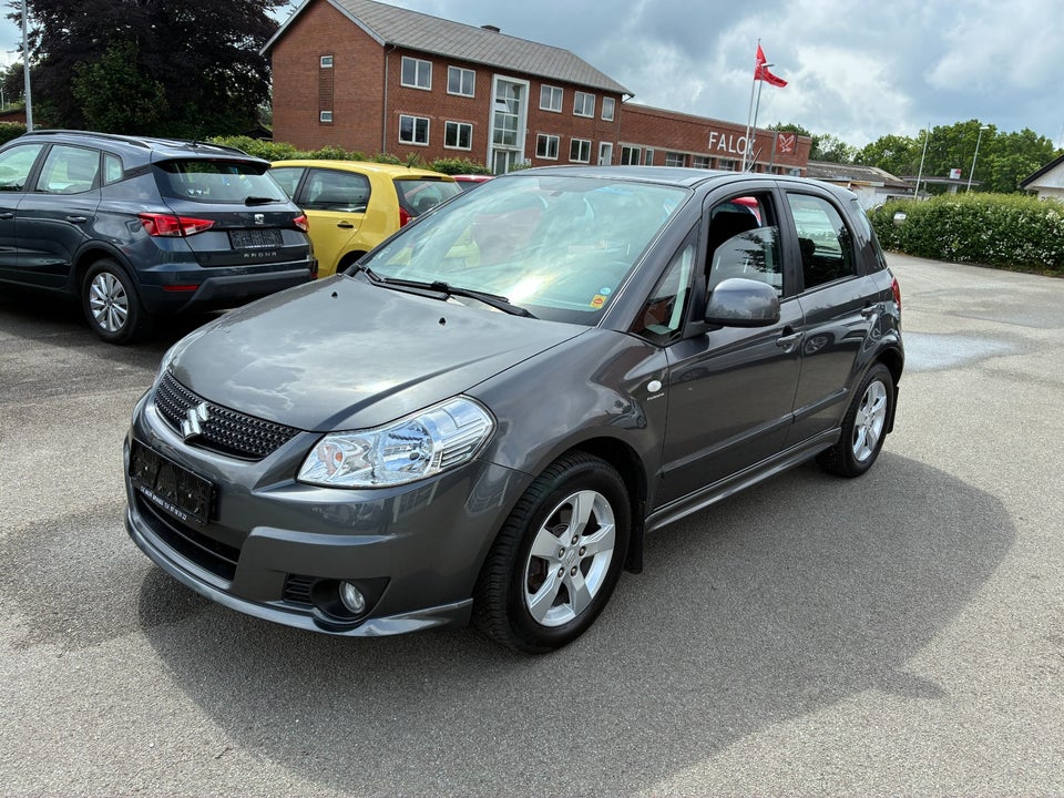 Suzuki SX4 1,6 CombiBack Exclusive 5d