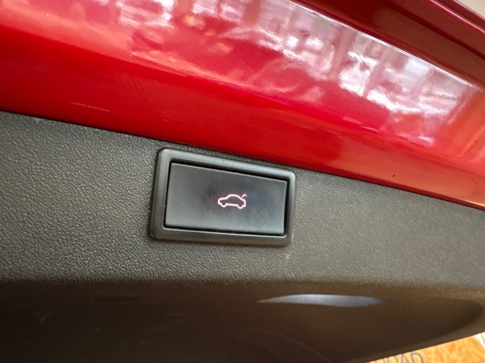 Skoda Enyaq 80 iV Suite 5d