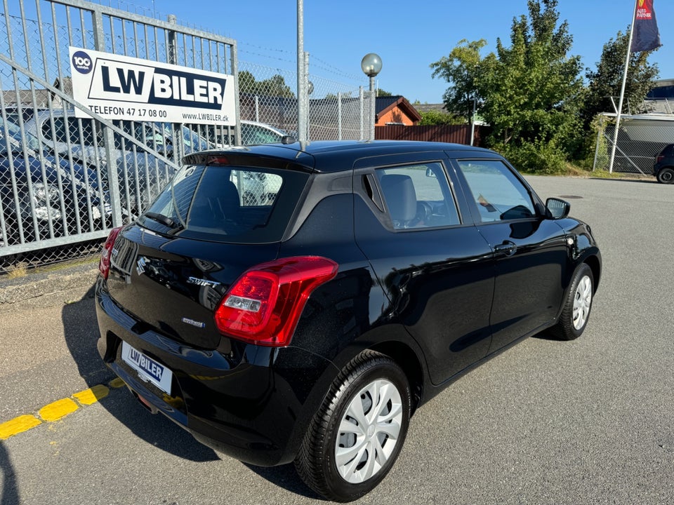 Suzuki Swift 1,2 mHybrid Club 5d