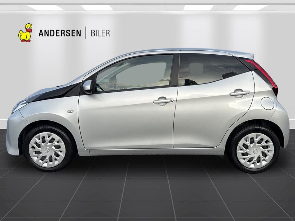 Toyota Aygo 1,0 VVT-i x-pression 5d