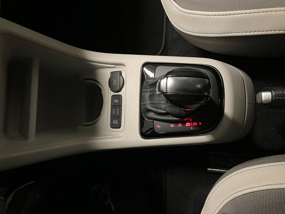 VW e-Up! High Up! 5d