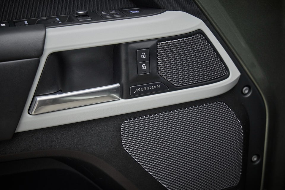 Land Rover Defender 110 3,0 P400 HSE aut. 5d