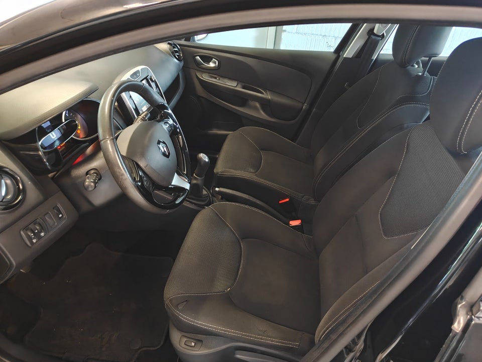 Renault Clio IV 0,9 TCe 90 Formula Edition Sport Tourer 5d