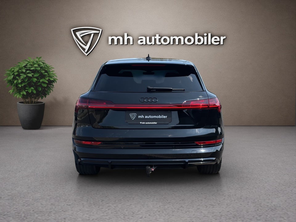 Audi e-tron 55 S-line quattro 5d