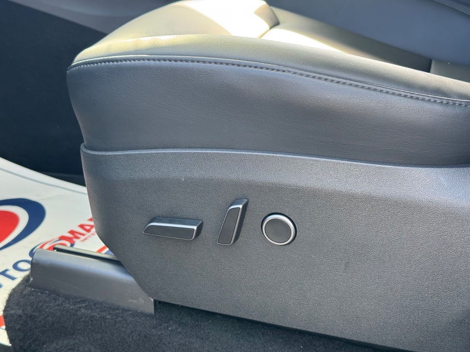 Tesla Model Y RWD 5d
