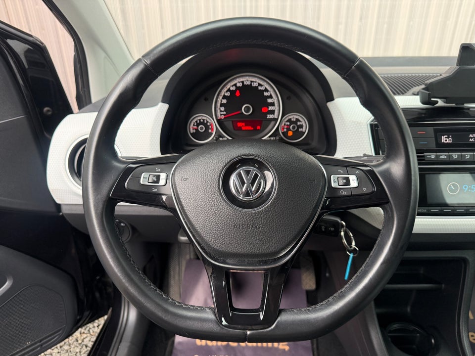 VW Up! 1,0 MPi 60 Design Up! BMT 5d