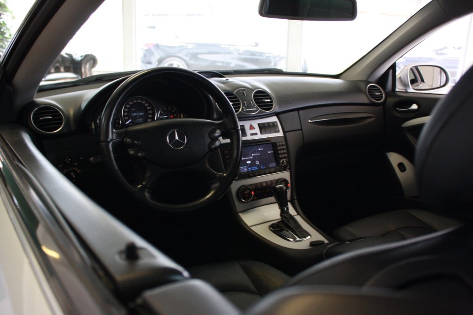 Mercedes CLK320 3,2 Elegance Coupé aut. 2d
