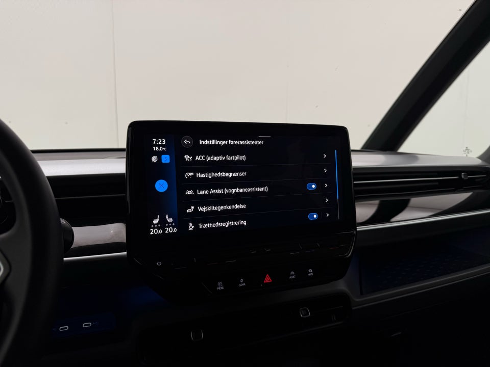 VW ID.Buzz 77 Pro SWB 5d