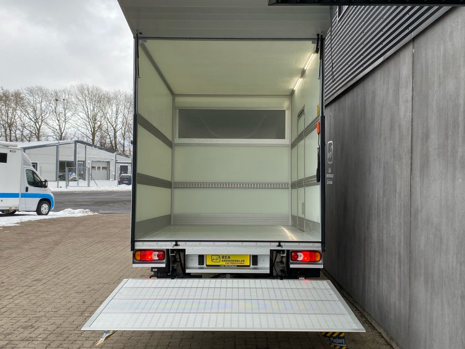 Fiat Ducato 35 Maxi 2,2 MJT 180 Chassis L3 Pro+ aut.