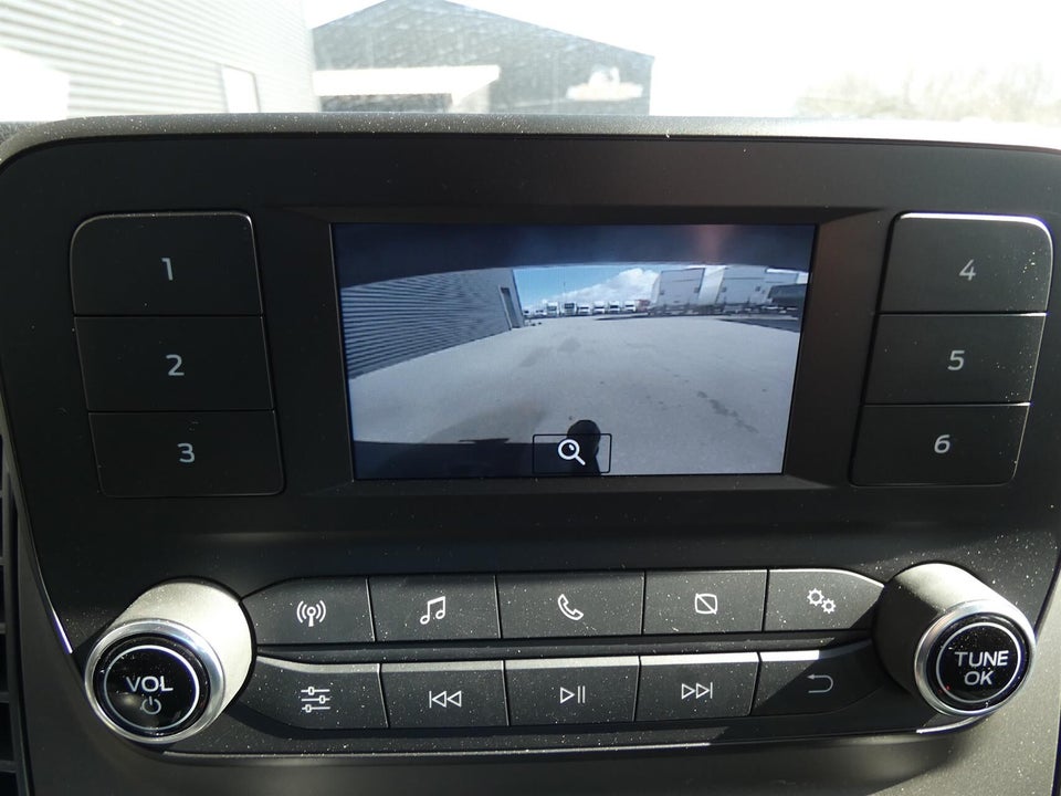 Ford Transit 350 L3 Chassis 2,0 EcoBlue Db.Kab Trend H1 FWD