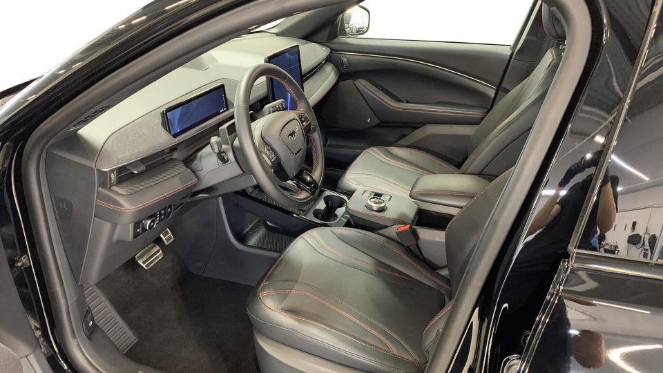 Ford Mustang Mach-E 88 Premium Extended Range 5d