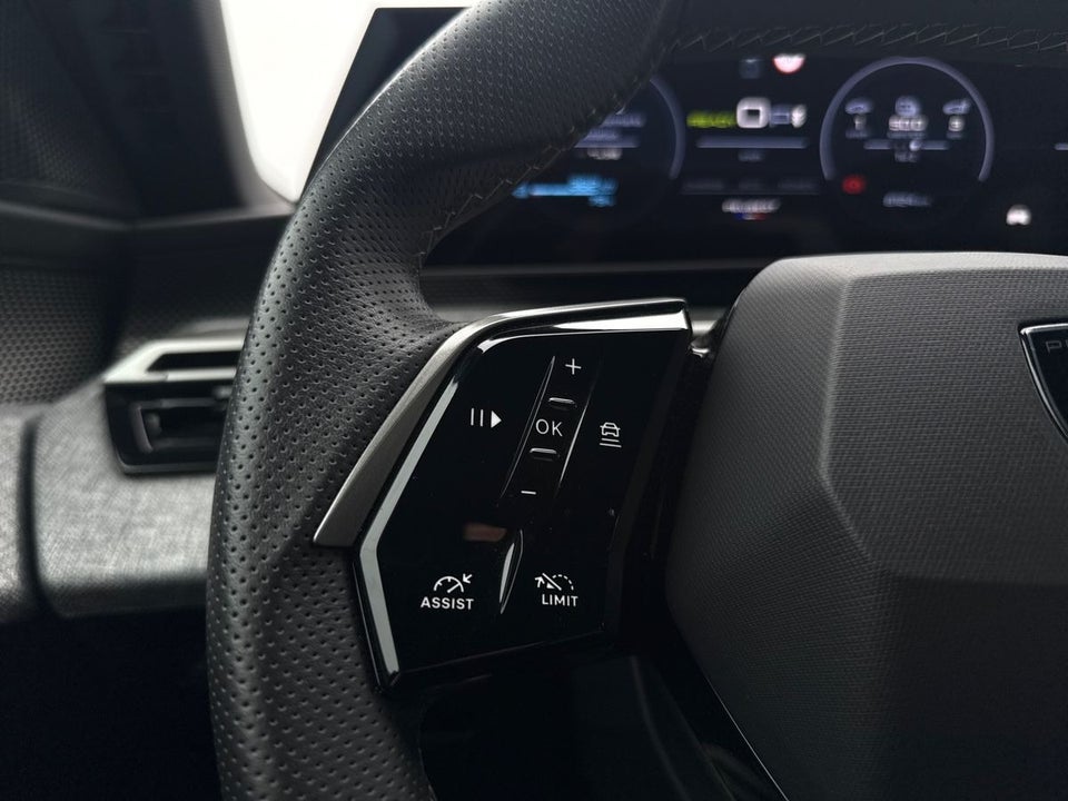 Peugeot e-5008 77 GT 7prs 5d