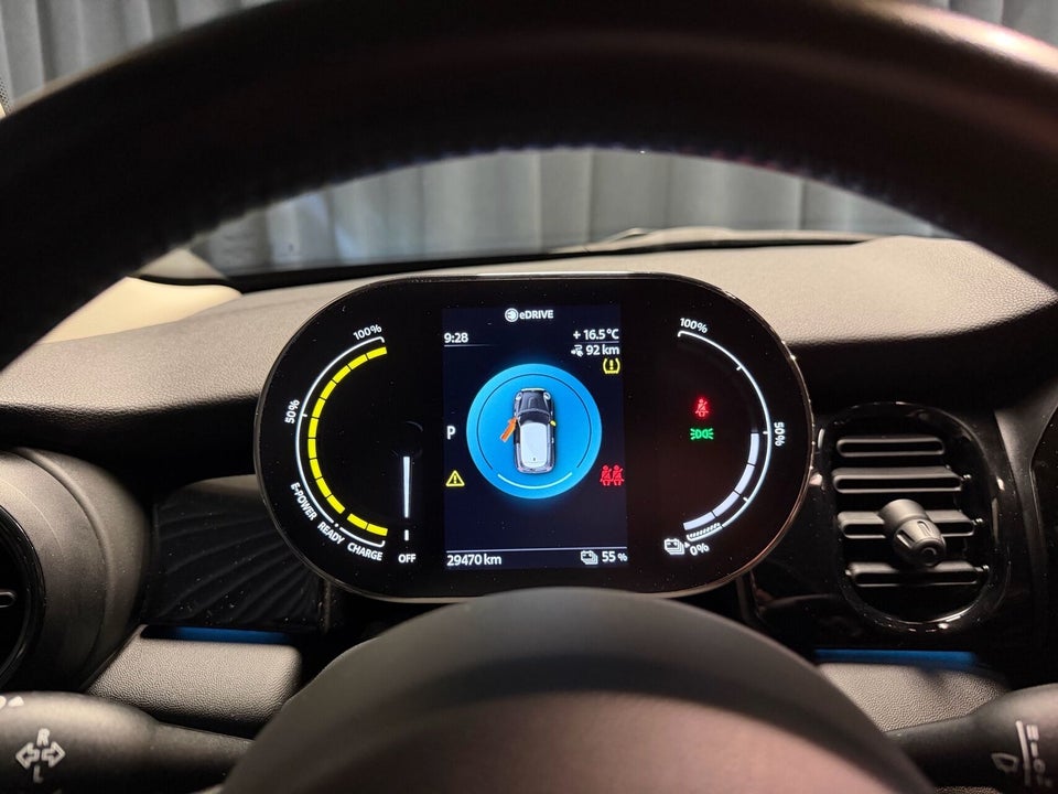 MINI Cooper SE Essential 3d