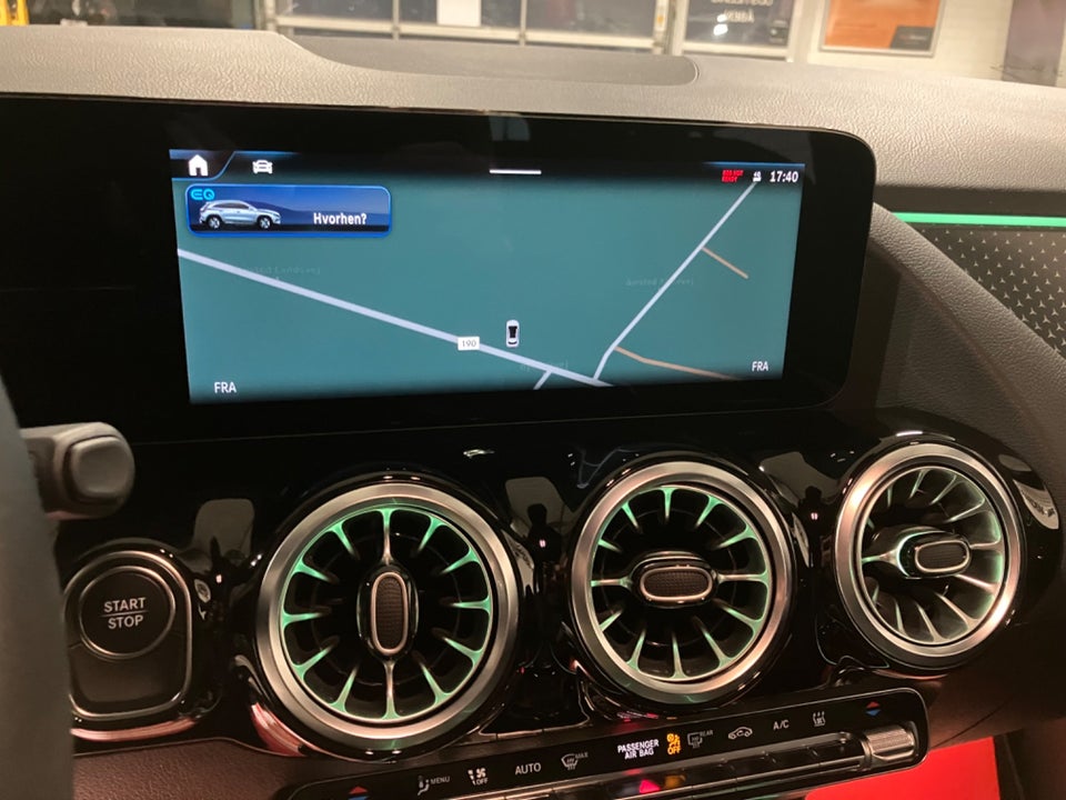 Mercedes EQA300 Progressive 4Matic 5d