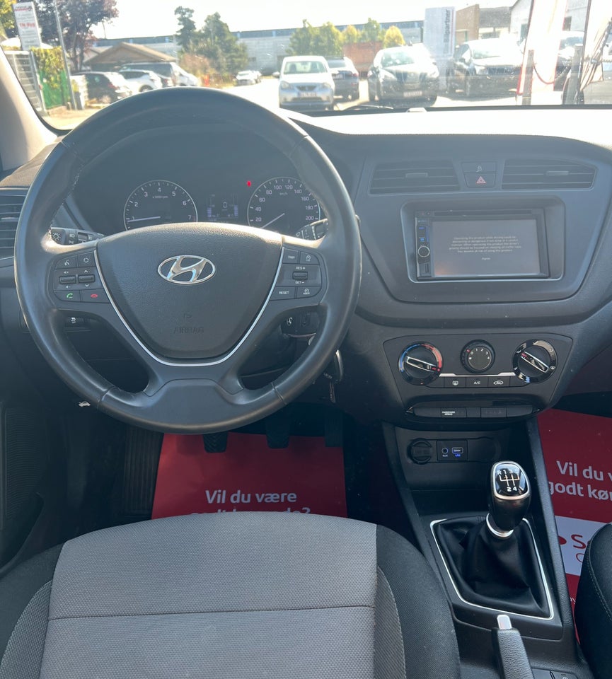 Hyundai i20 1,0 T-GDi Spring 5d