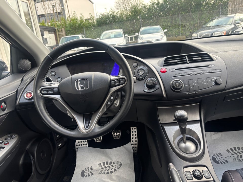 Honda Civic 1,8 Sport 5d