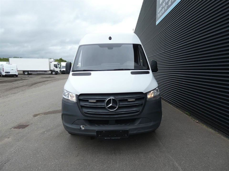 Mercedes Sprinter 316 2,2 CDi A2 Kassevogn RWD