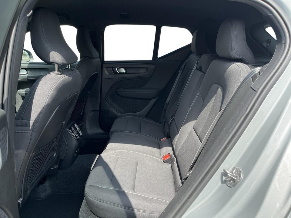 Volvo EX40 Extended Range Core 5d