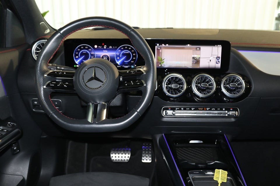 Mercedes EQA350 AMG Line Premium 4Matic 5d