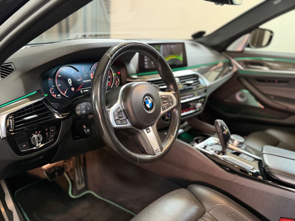 BMW M550i 4,4 xDrive aut. 4d