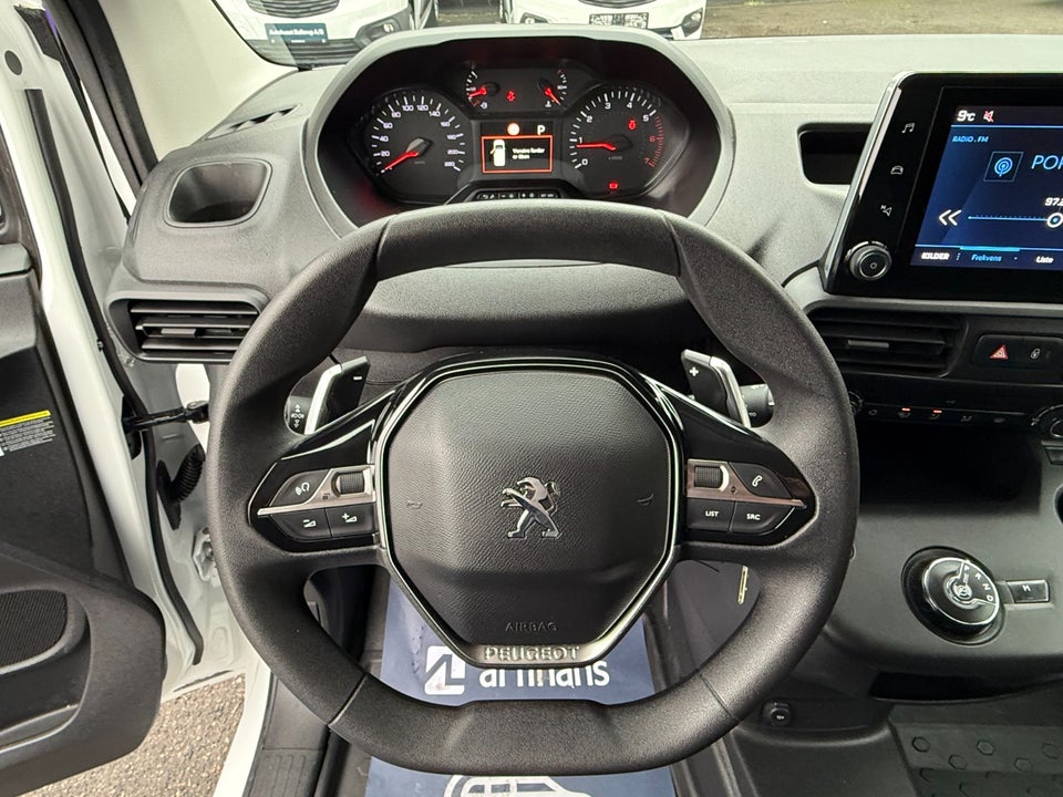 Peugeot Partner 1,5 BlueHDi 130 L2V2 Plus EAT8 Van