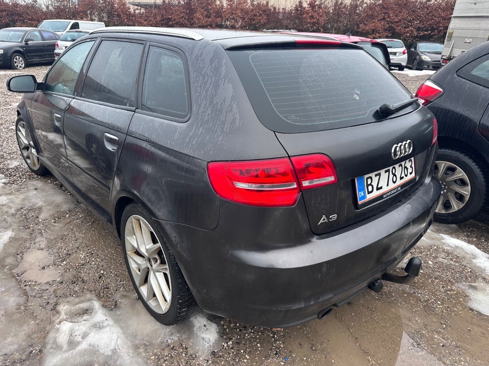 Audi A3 2,0 TDi 140 Ambiente Sportback 5d