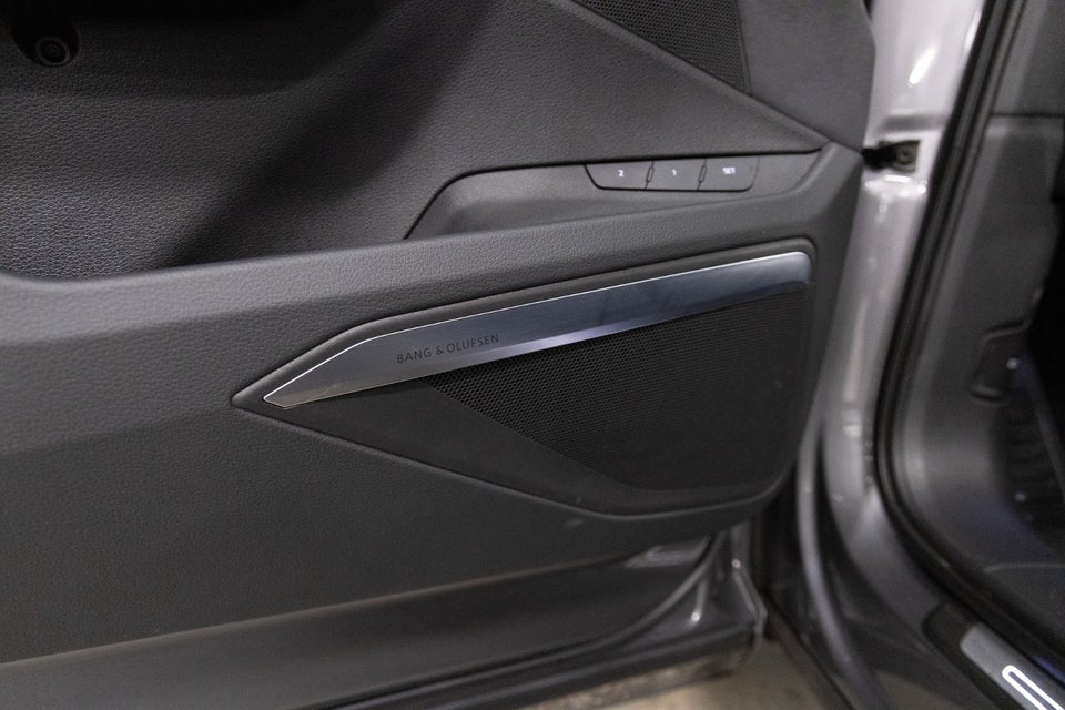 Audi e-tron 55 S-line quattro 5d