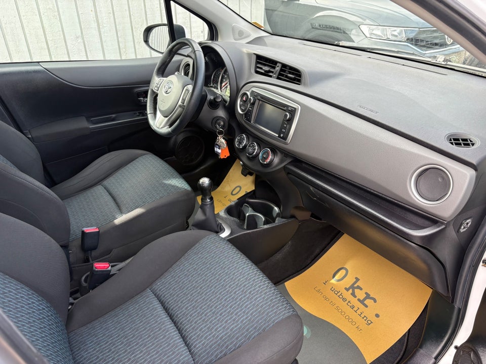 Toyota Yaris 1,0 VVT-i T2 Touch 5d