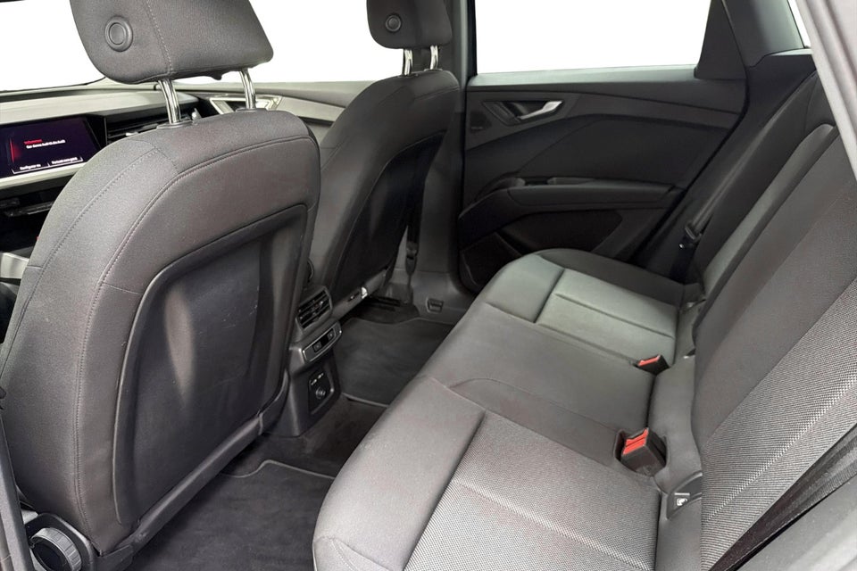 Audi Q4 e-tron 45 Progress 5d
