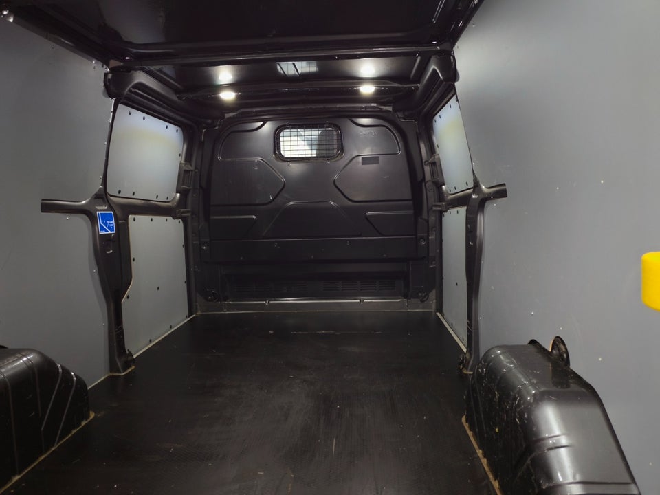 Ford Transit Custom 320L 2,0 TDCi 185 Sport aut.