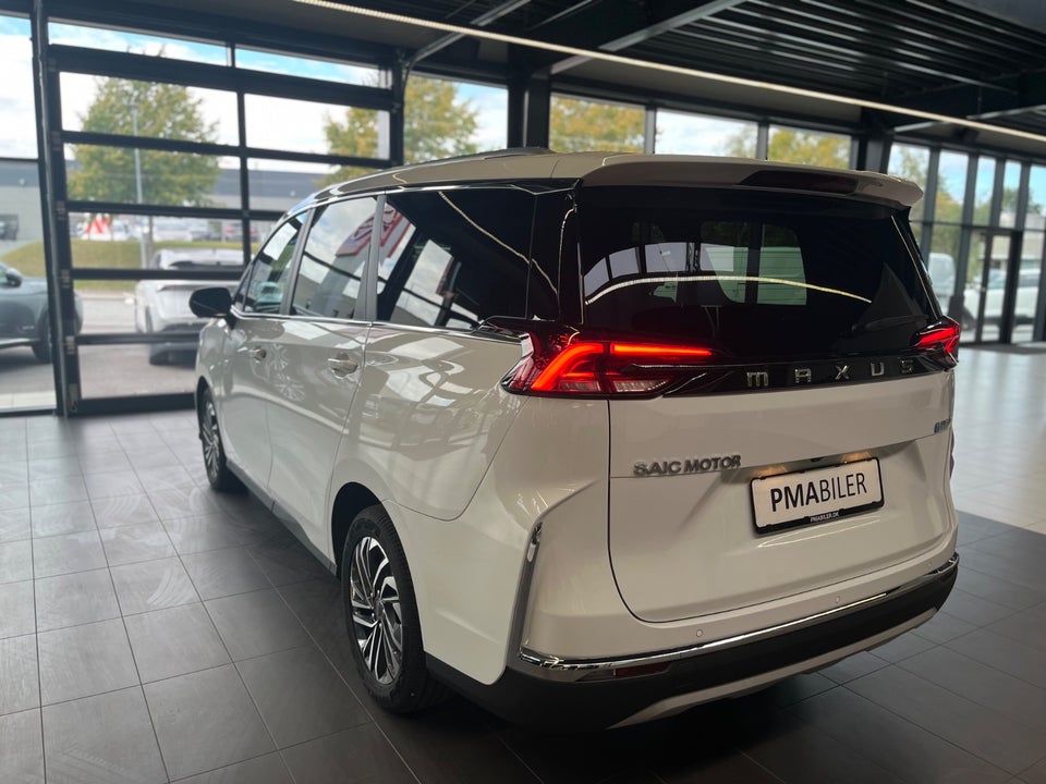 Maxus Euniq5 70 6prs 5d