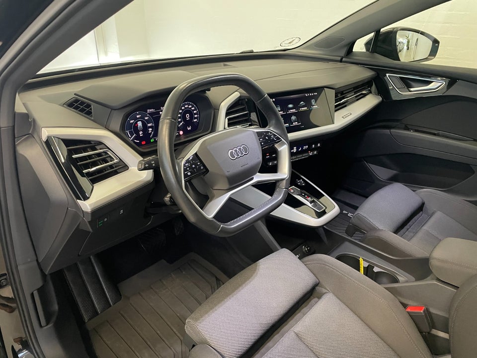 Audi Q4 e-tron 40 Advanced 5d