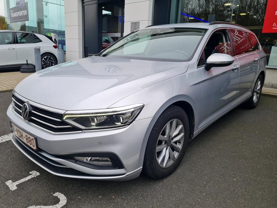 VW Passat 2,0 TDi 122 Business Variant DSG 5d