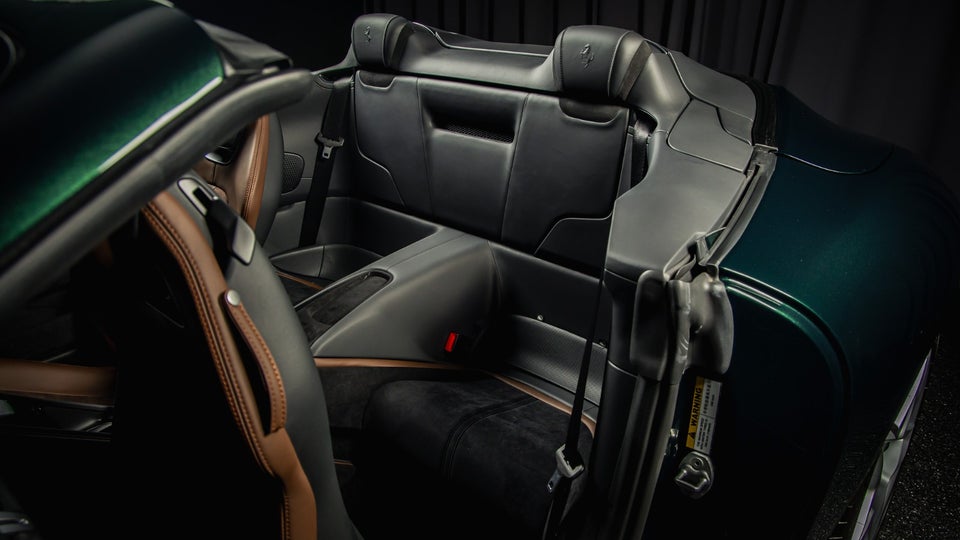 Ferrari Roma 3,9 Spider DCT 2d