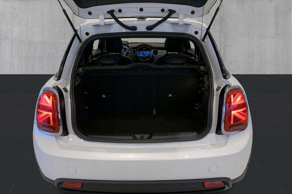 MINI Cooper SE Maximise 3d