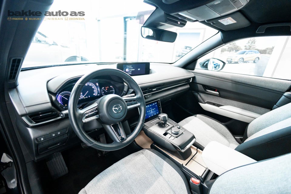 Mazda MX-30 e-SkyActiv Sky 5d