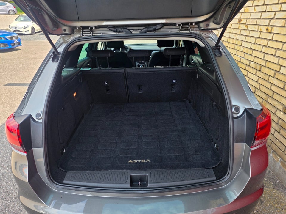 Opel Astra 1,4 T 150 Excite Sports Tourer 5d