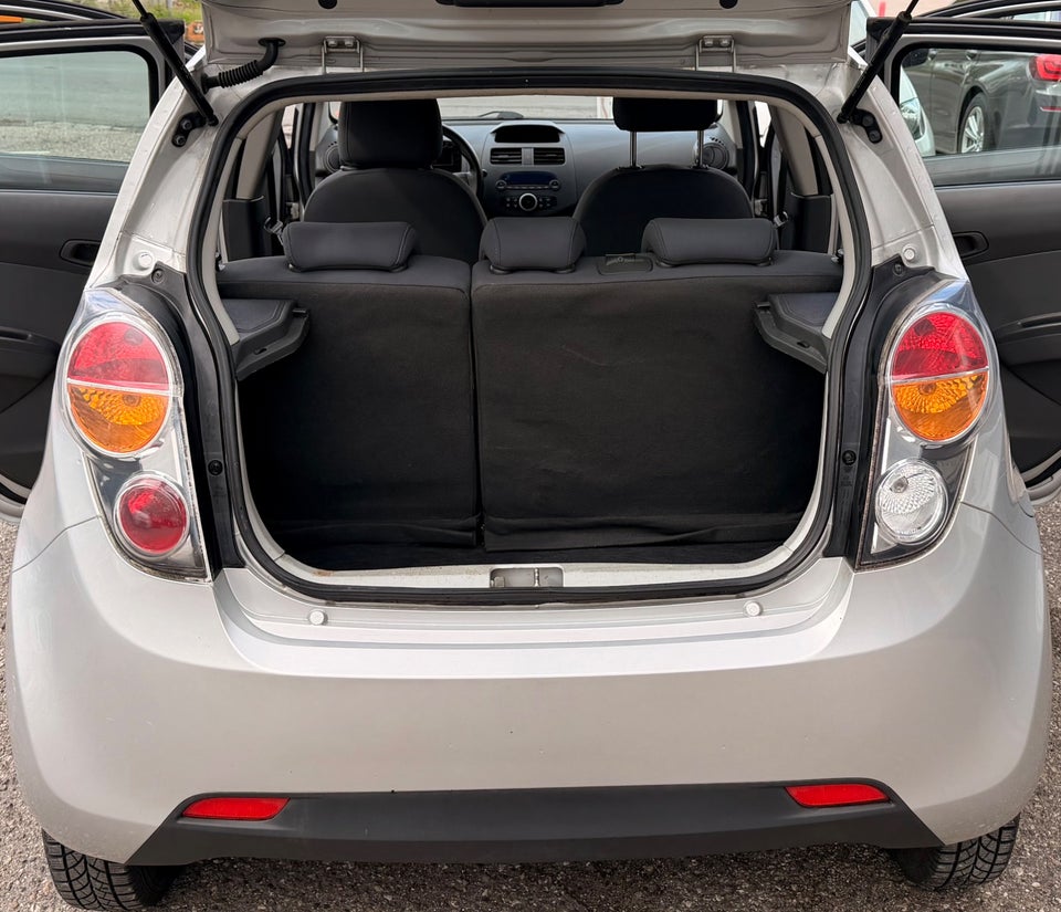 Chevrolet Spark 1,0 LA 5d