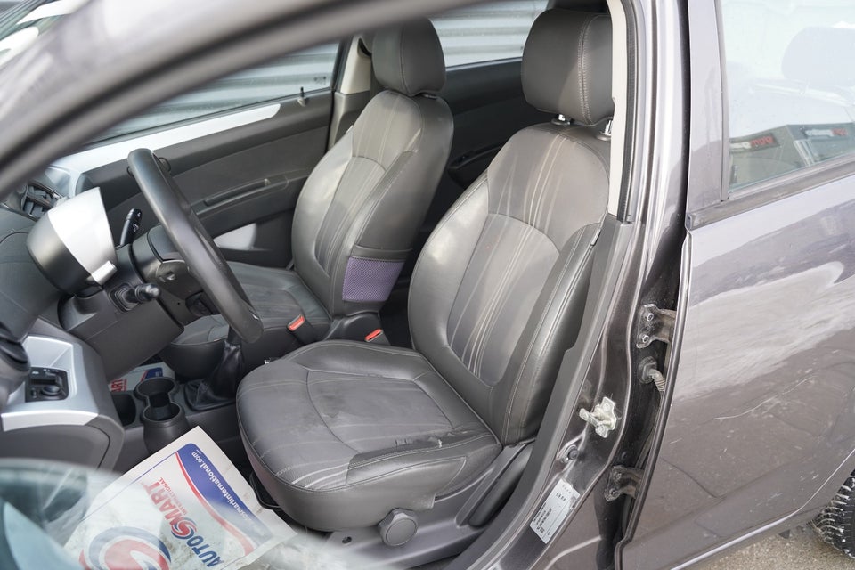 Chevrolet Spark 1,0 LS 5d