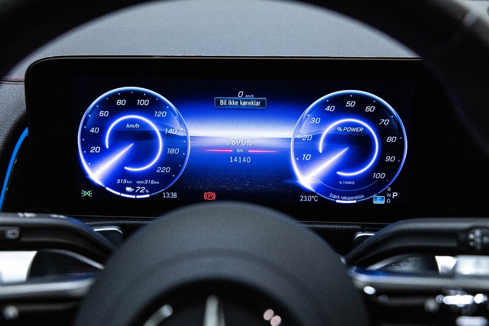 Mercedes EQB300 AMG Advance Plus 4Matic 5d