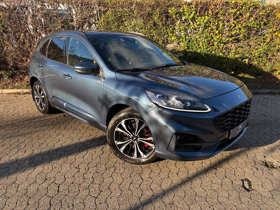 Ford Kuga 2,5 PHEV ST-Line CVT 5d