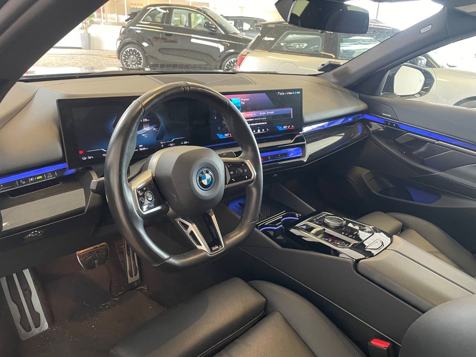 BMW i5 eDrive40 M-Sport Pro 4d