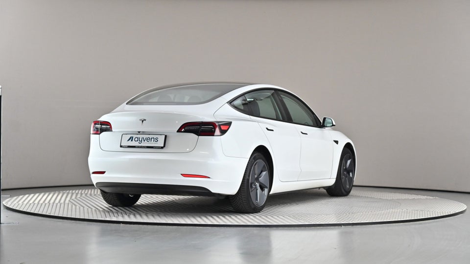 Tesla Model 3 RWD 4d