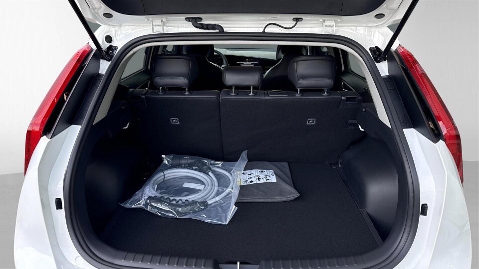 Kia Niro 64 EV Prestige 5d