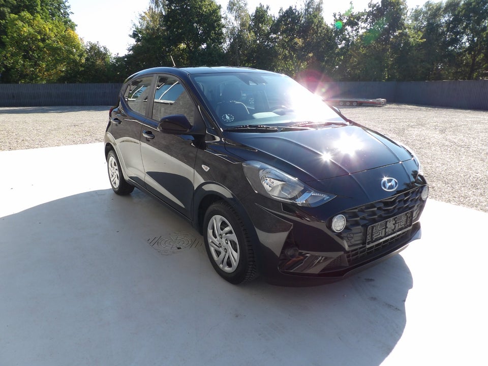 Hyundai i10 1,0 MPi Essential 5d