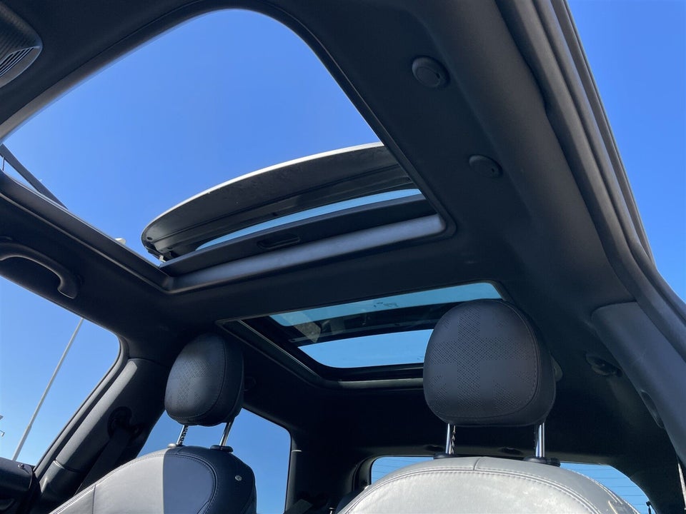 MINI Cooper SE Yours Trim 3d