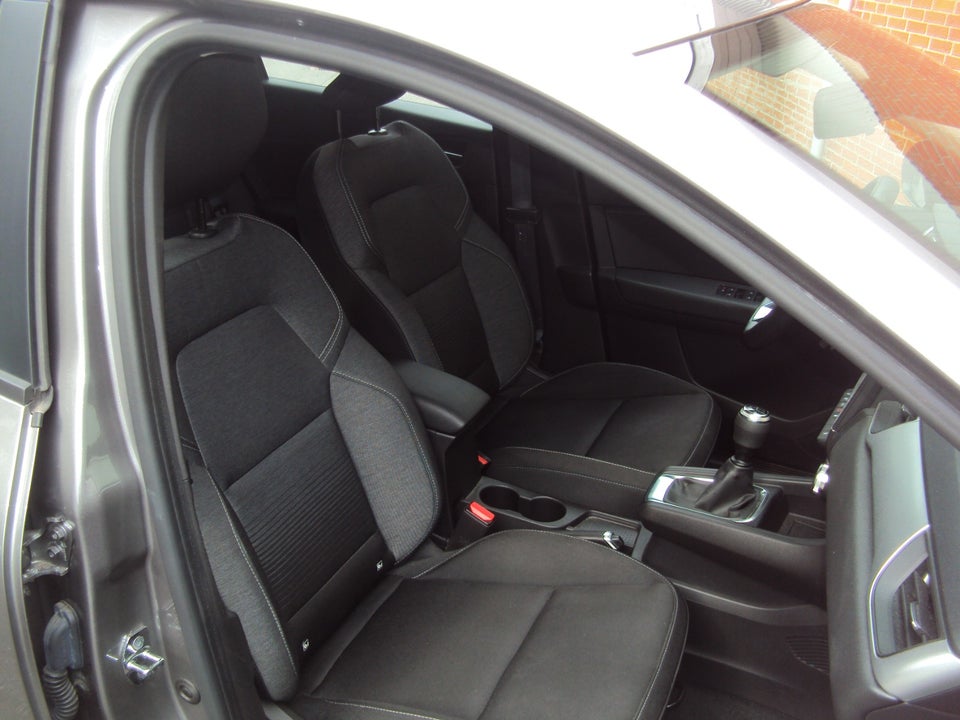 Renault Captur 1,0 TCe 100 Zen 5d