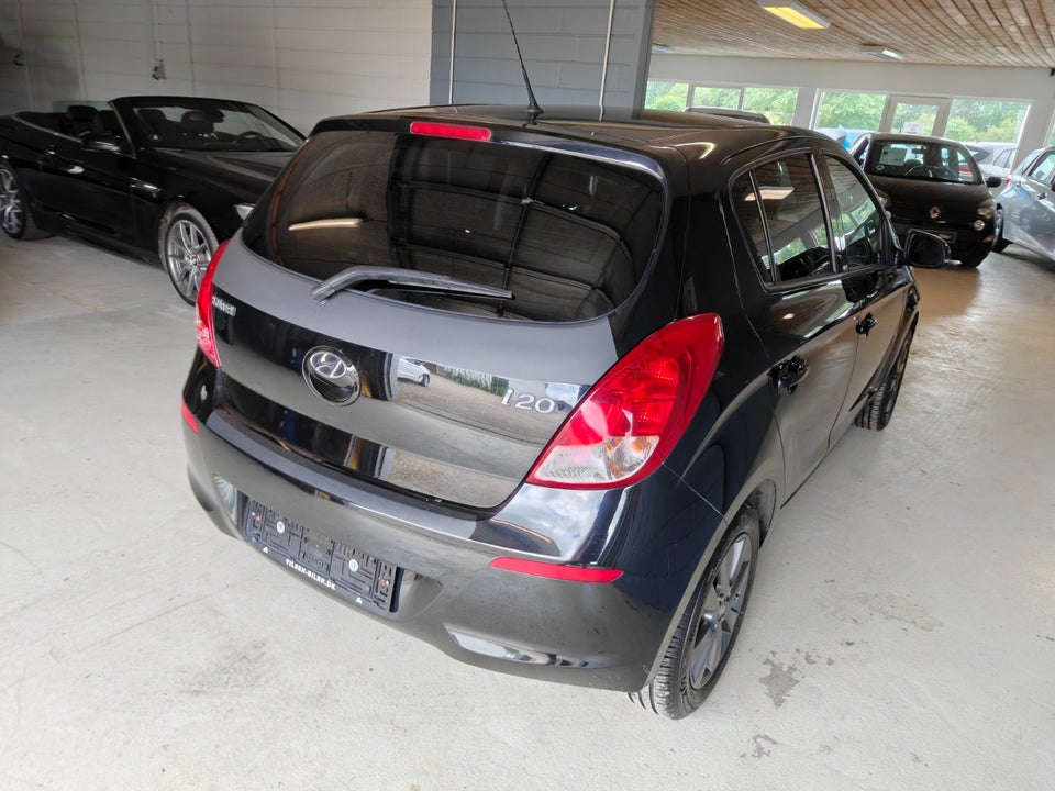 Hyundai i20 1,25 Comfort 5d
