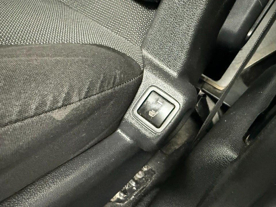 Peugeot Partner 1,6 BlueHDi 100 L1 Flex Van 5d