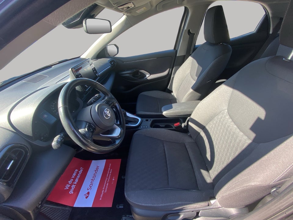 Toyota Yaris 1,5 Hybrid H3 e-CVT 5d